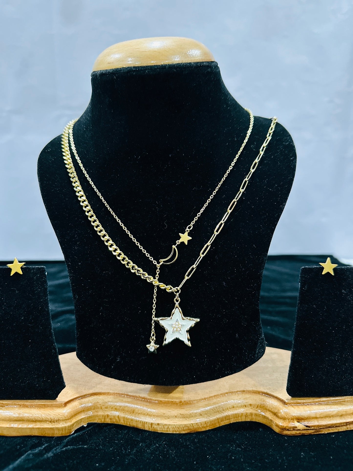 Star Necklace Set